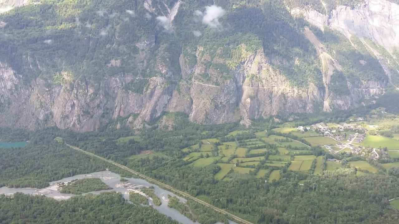 Chalet La Cachette Cyclists & Skiers Le Bourg-d'Oisans Bagian luar foto