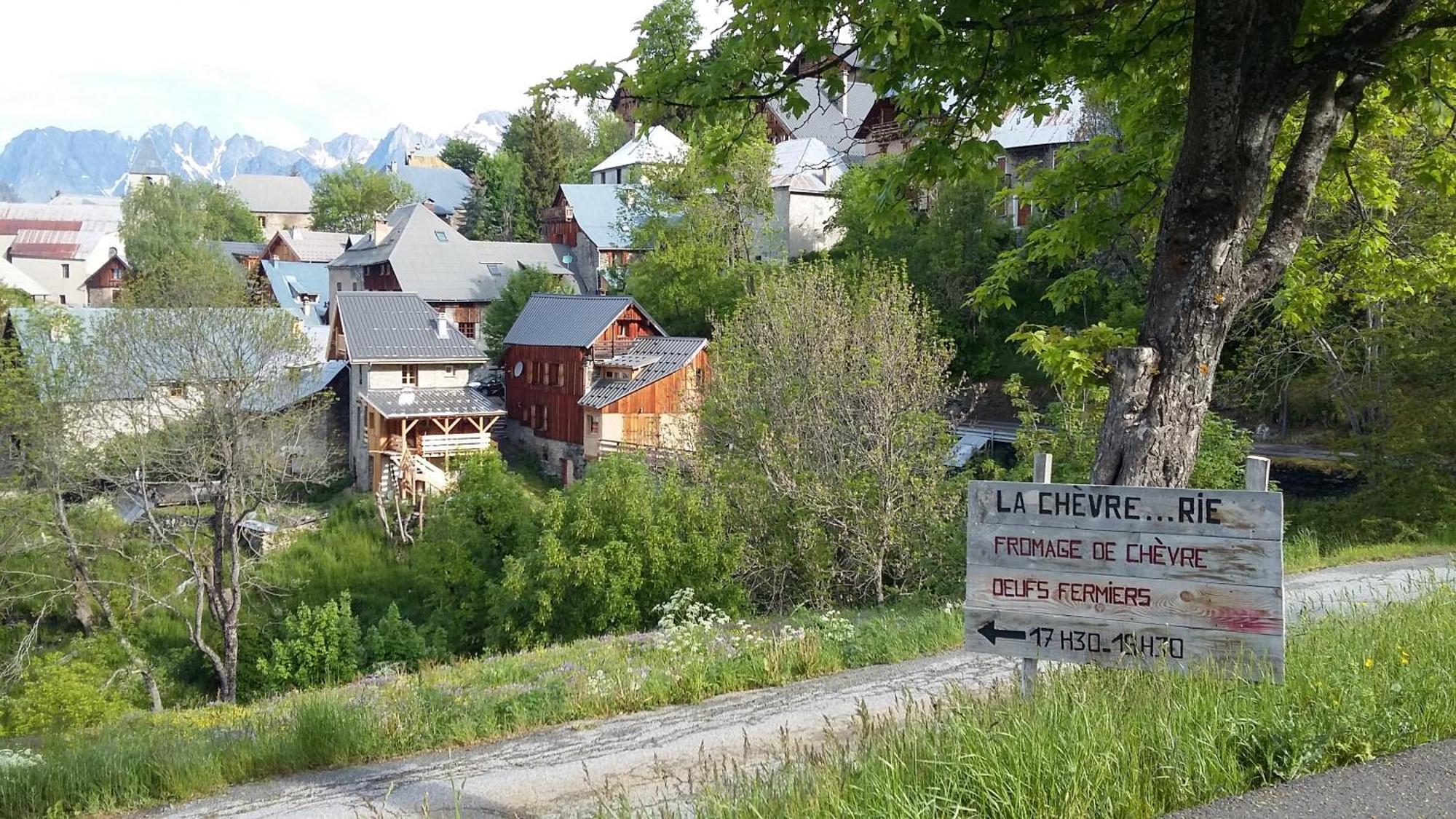 Chalet La Cachette Cyclists & Skiers Le Bourg-d'Oisans Bagian luar foto